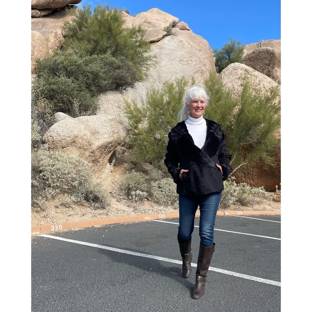 Meet your Posher, Donna